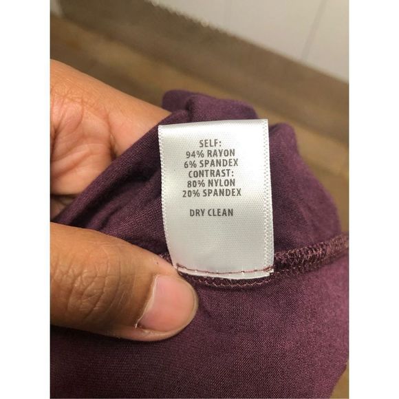 Bailey 44 Rem Tank Maroon Purple Highneck Shirt, Mesh Sheer Neck, Size Small - Picture 4 of 7